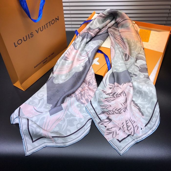 Louis Vuitton Scarf LVS00115